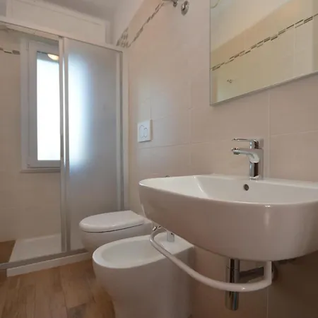 Simona Апартаменти *